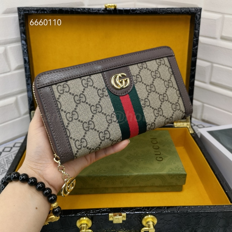 Gucci Wallets 85